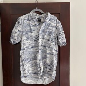Oakley Men’s Short-Sleeve Patterned Button-Up Shirt - White & Blue